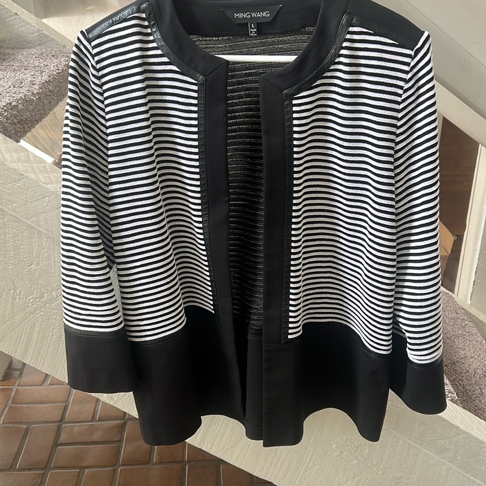 Ming Wang chic black and white jacket L